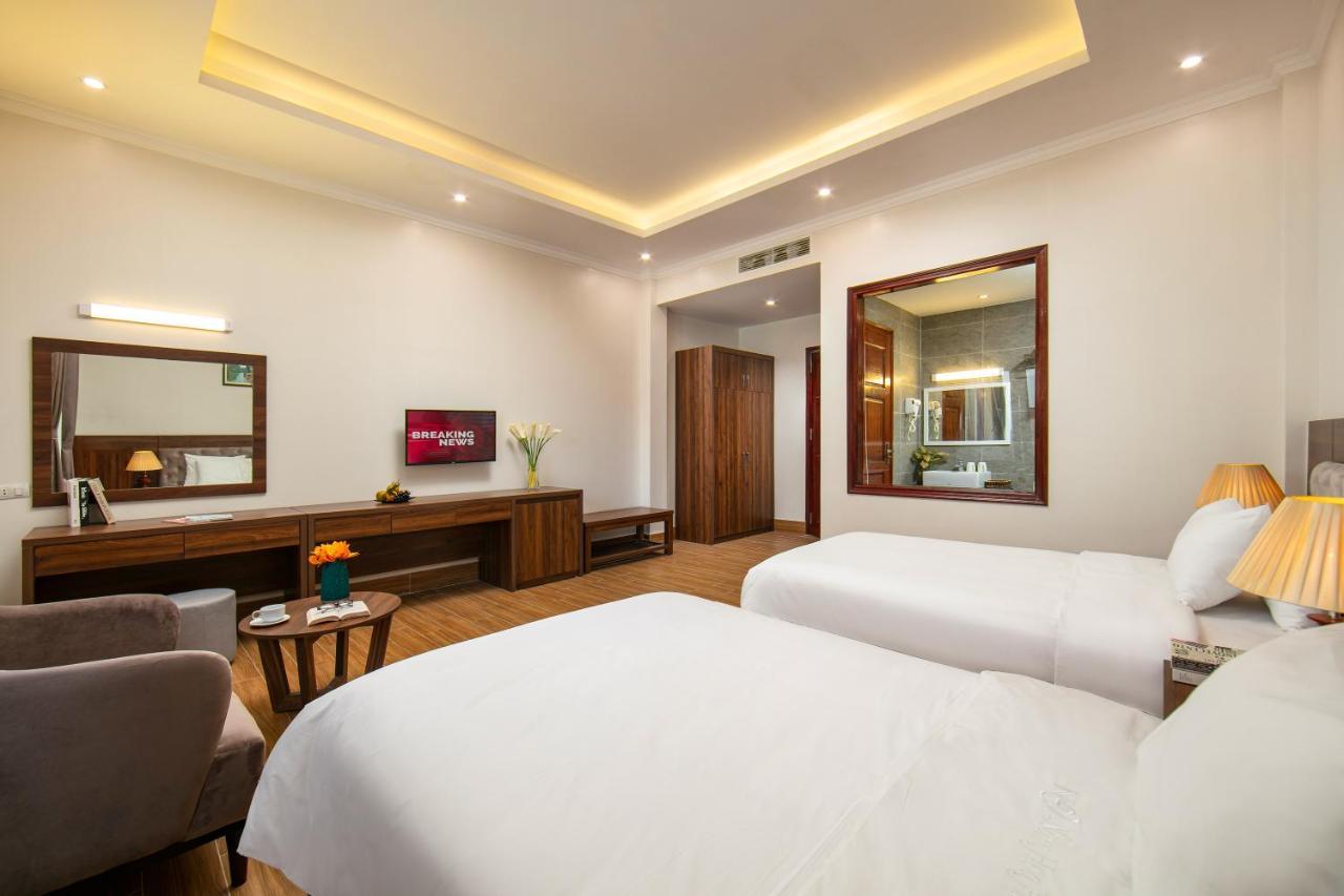 Nam Hoa Hotel Нин Бин Екстериор снимка
