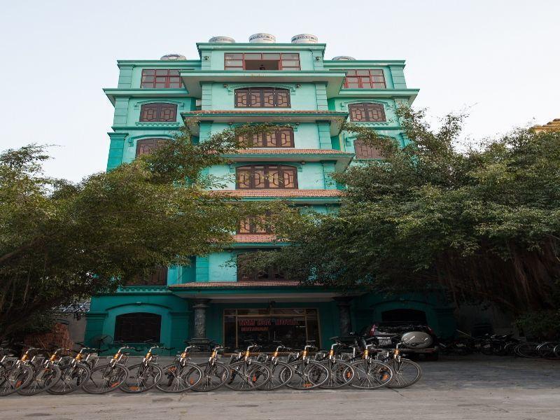 Nam Hoa Hotel Нин Бин Екстериор снимка